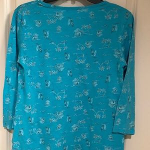 3/4 length sleeve shirt